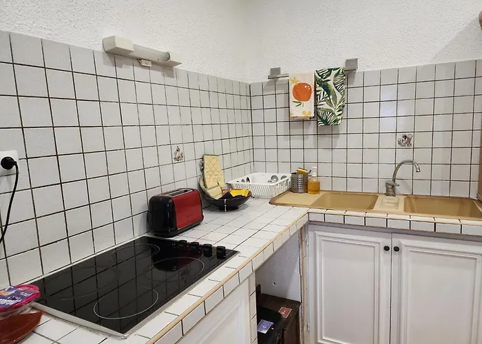 Charme Et Piscine Dans Le Gard Salon Et Deux Apartamento