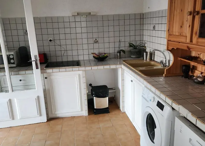 Charme Et Piscine Dans Le Gard Salon Et Deux Sommières
