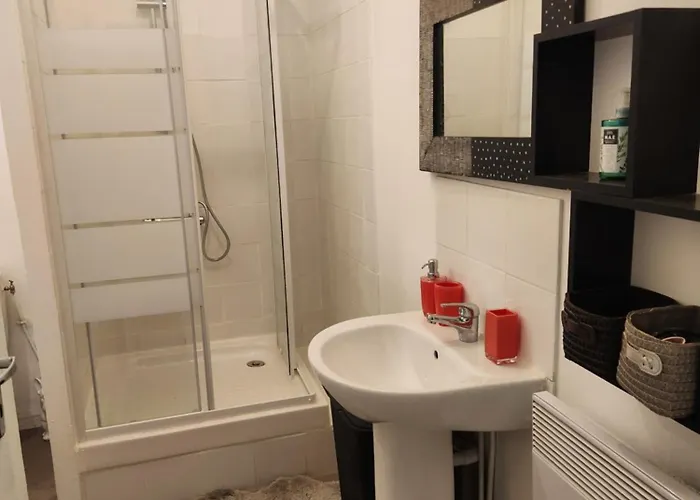 Charme Et Piscine Dans Le Gard Salon Et Deux Apartamento